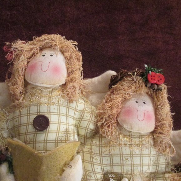 SINGING ANGELS: PLAID PATTERN - Picture 4 of 8